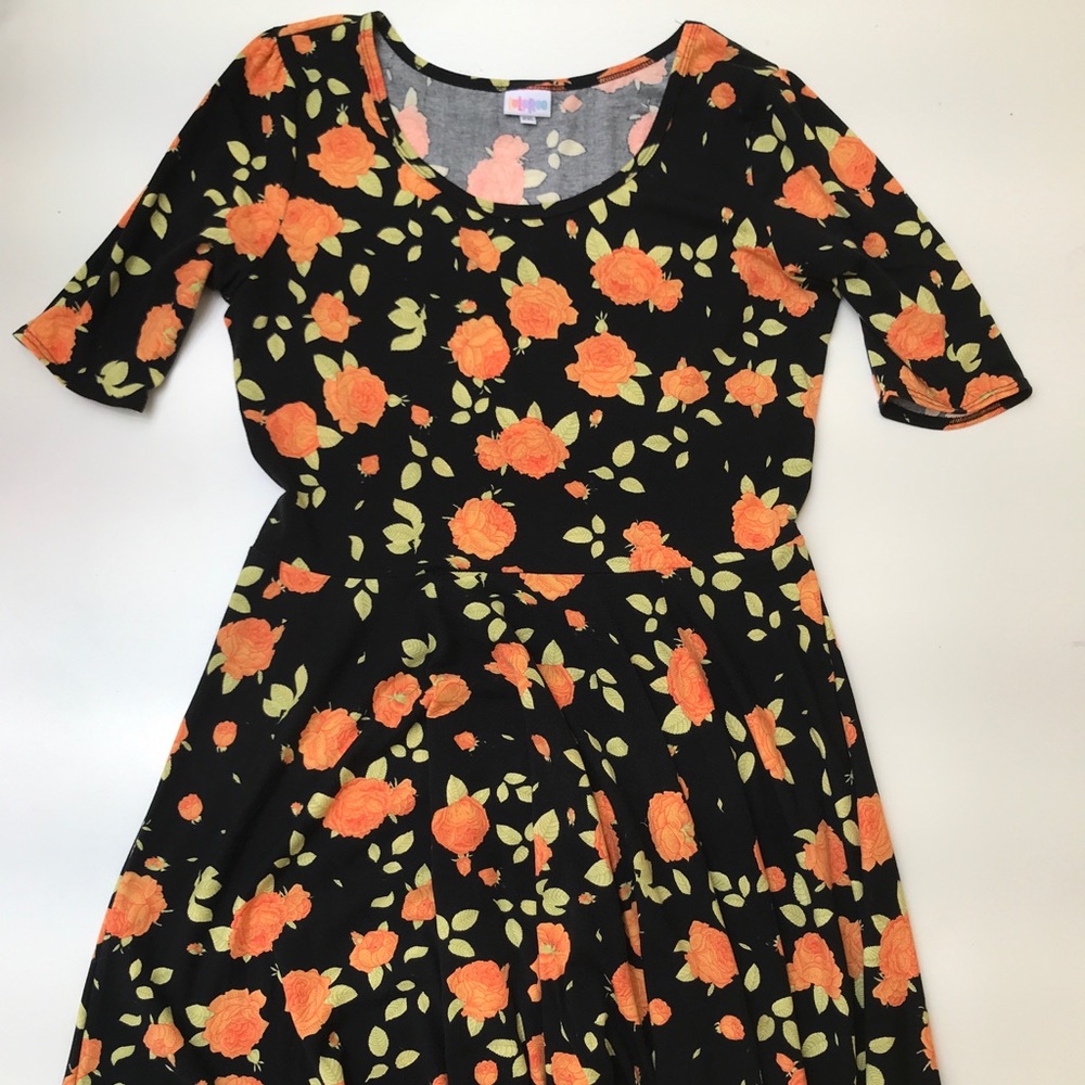 Lularoe Nicole dress